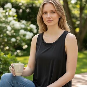 Roz & Ali Black Tank Top